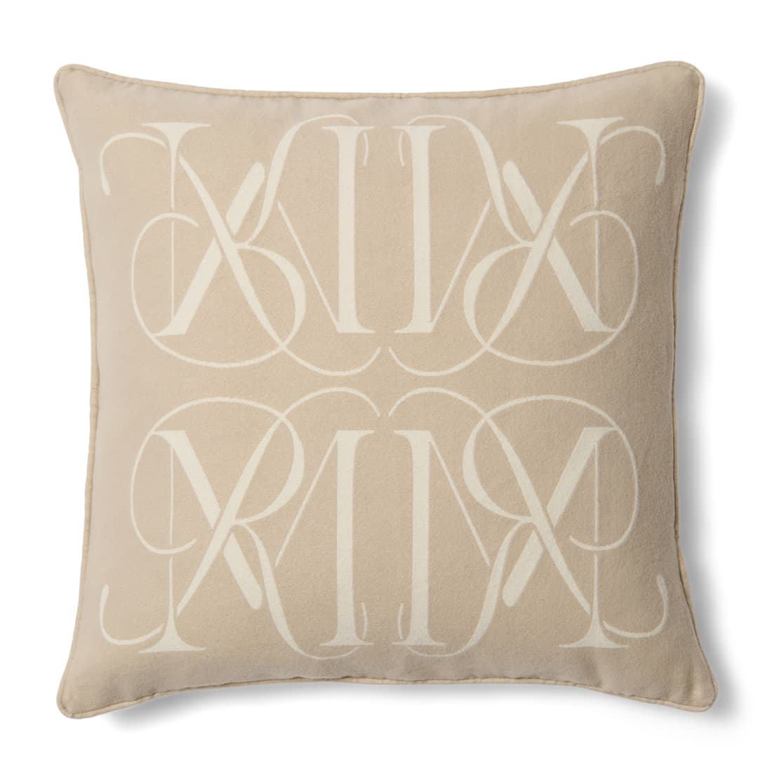 RM Signature Pillow 50x50