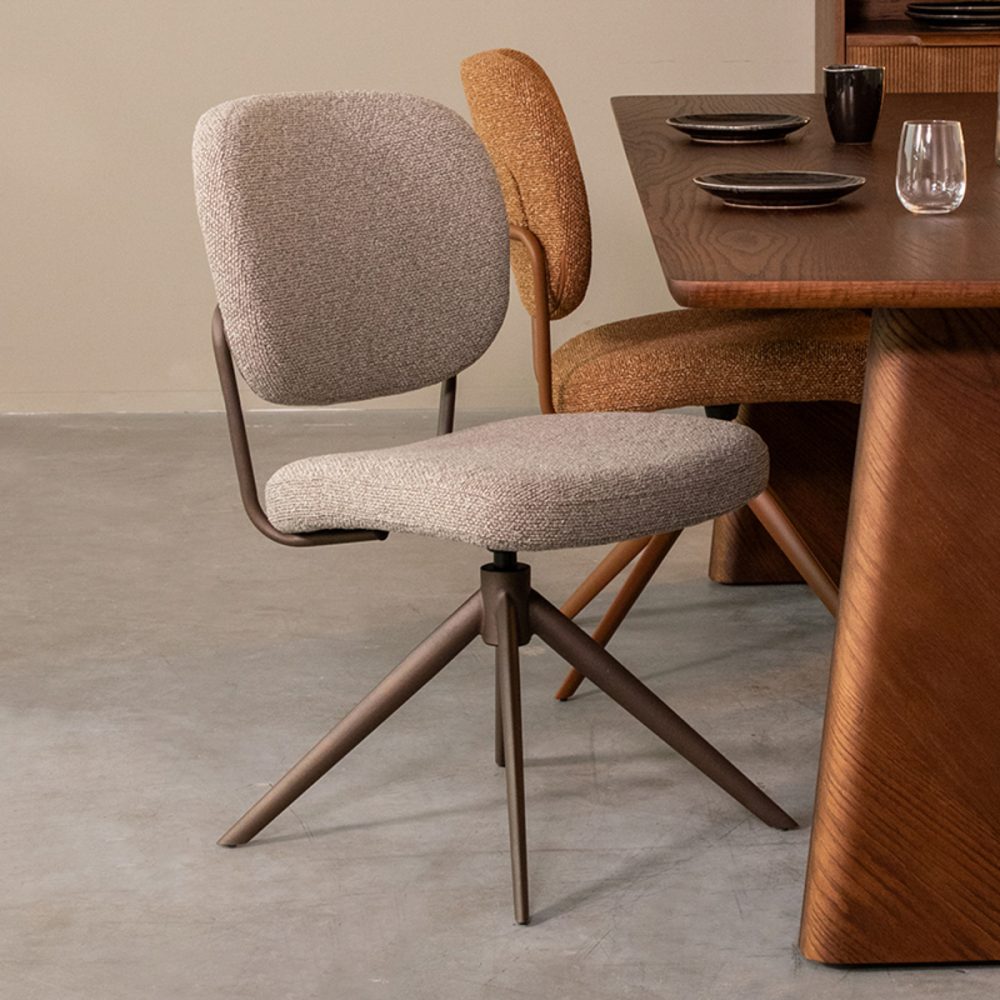 Eetkamerstoel Geneva - Truffel grijs - Boucle - Bronze Frame