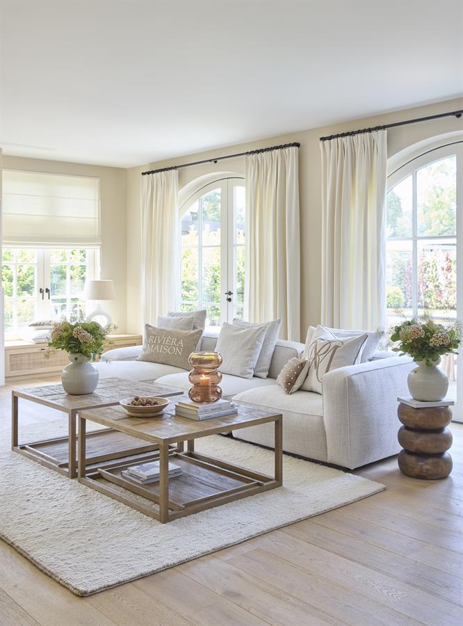 Cala Carbo End Table