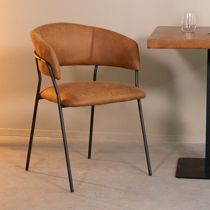 Eetkamerstoel Luuk - Cognac - Micro Suede - Zwart Metalen Frame