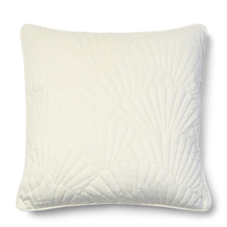 Shell Cove Pillow 50x50