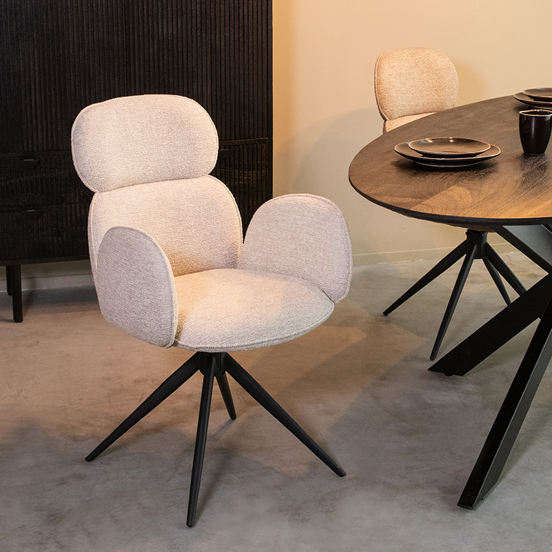 Eetkamerstoel Vidar - Naturel - Royal Boucle - Zwart Metalen Frame