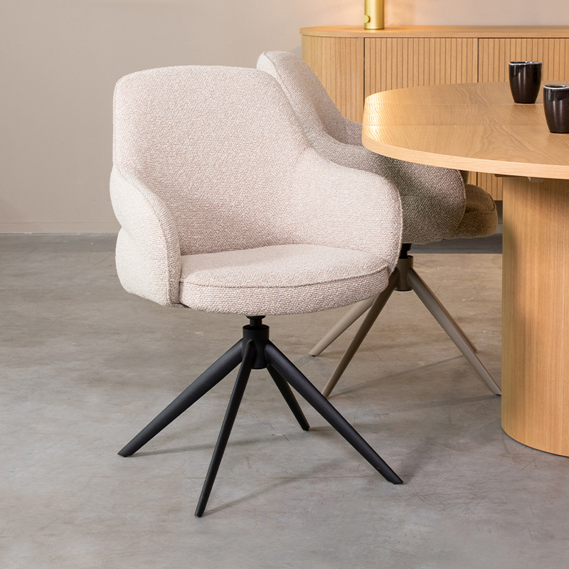 Eetkamerstoel Bern - Naturel - Royal Boucle - Zwart Metalen Frame